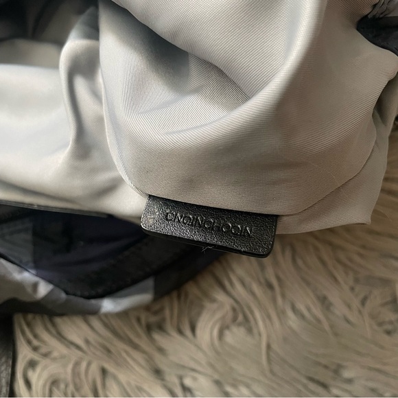 BURBERRY buckleigh packable nylon check tote - Picture 9 of 16